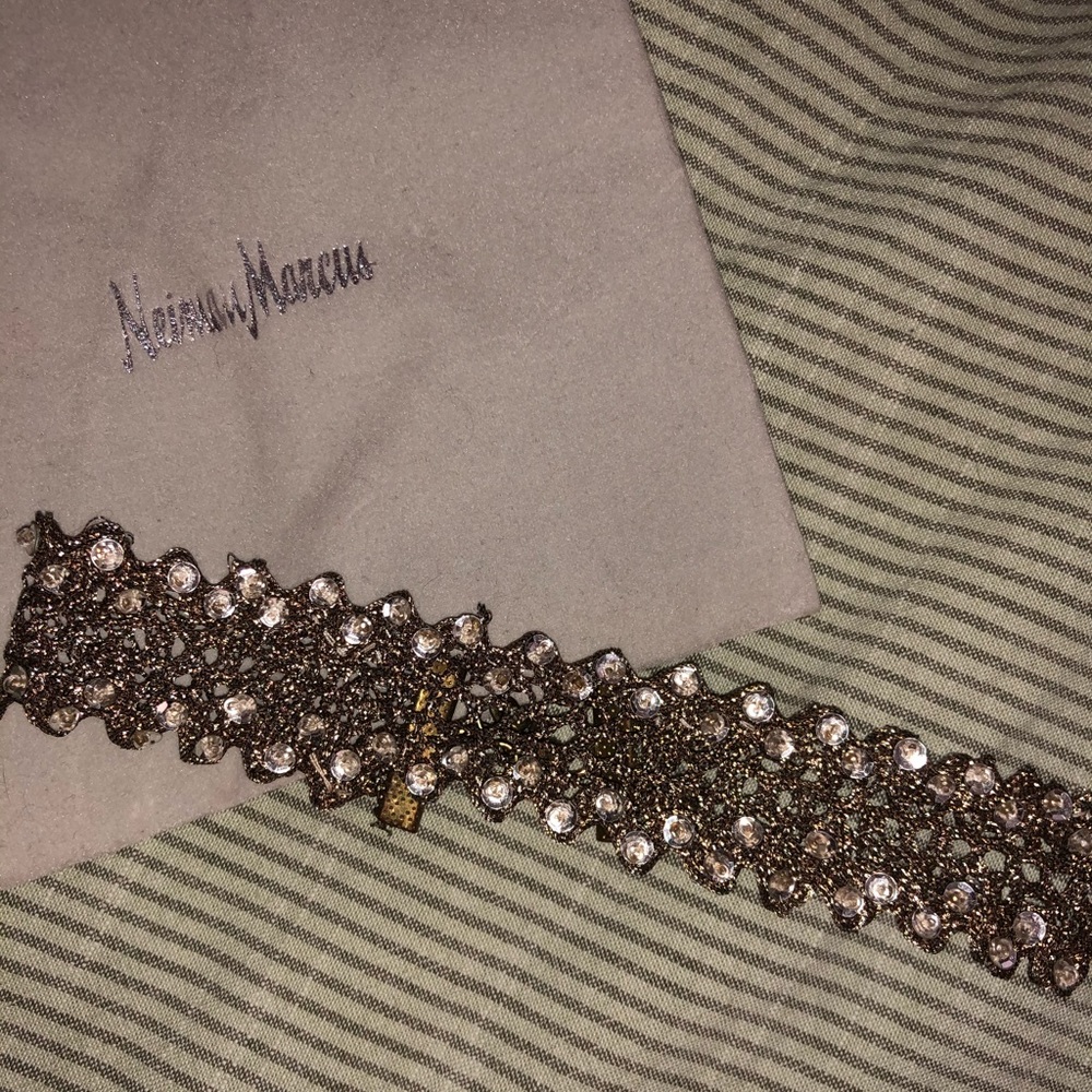 Neiman Marcus Choker